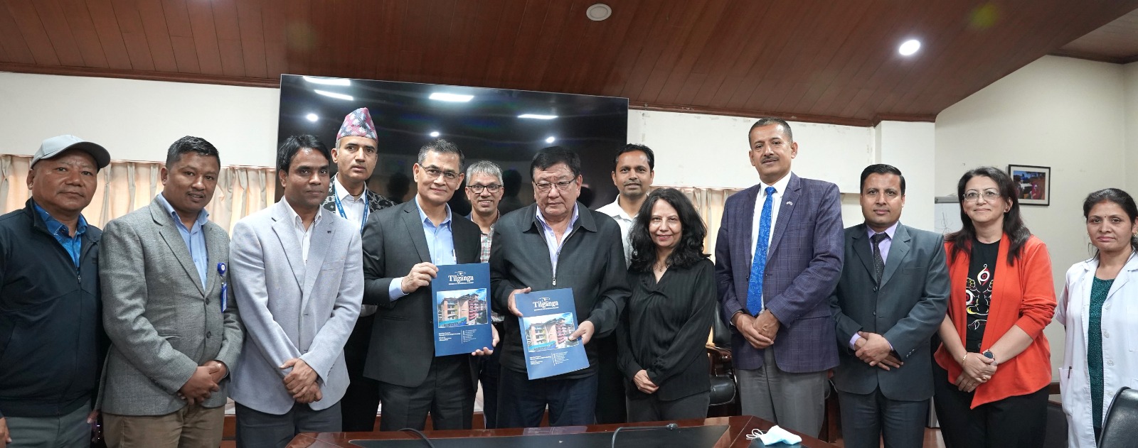 वी.पी. कोइराला स्वास्थ्य विज्ञान प्रतिष्ठान, धरान र तिलगंगा आँखा प्रतिष्ठान, काठमाण्डौ बीच समझदारीपत्रमा हस्ताक्षर