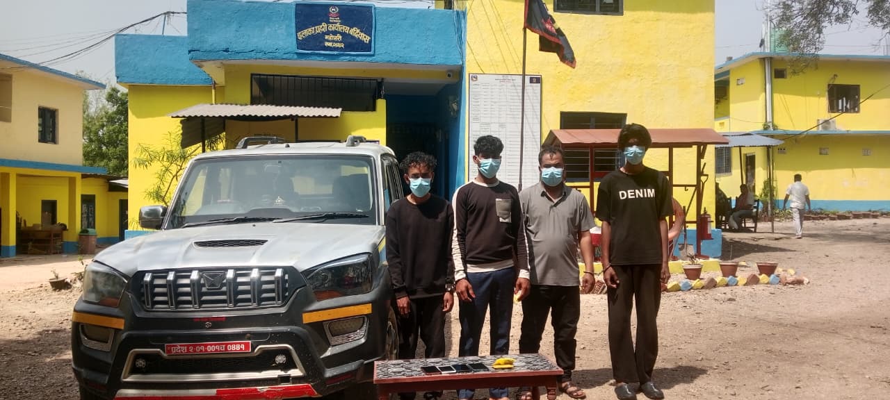 ब्राउन सुगरसहित चार पक्राउ